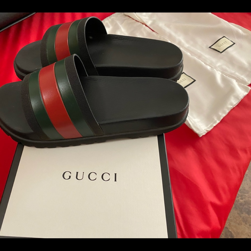 Gucci Slides (Size 10)